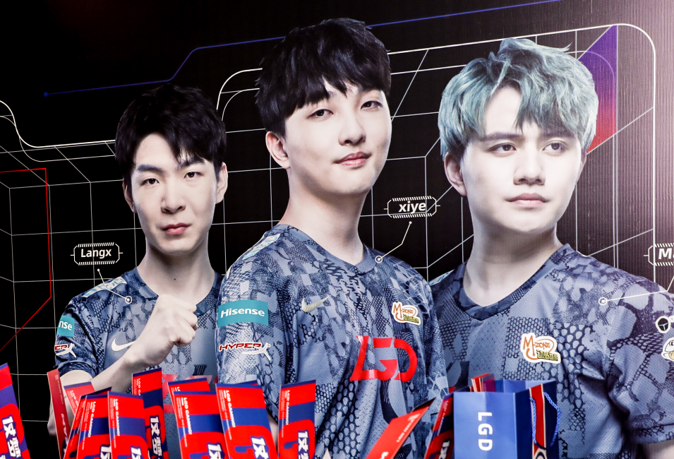 他以出色的 他以出色的