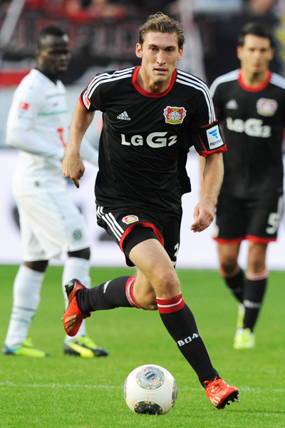 体育CBA：新疆男篮102-95北京控股 迎来三连胜