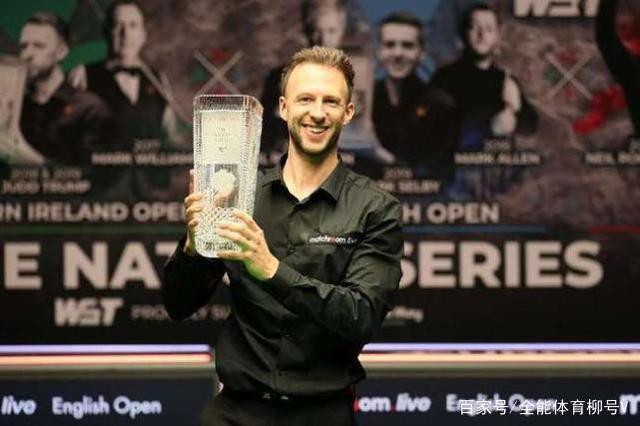 梅开二“越”！莫拉塔两度获单刀，一脚被扑+一脚破门均被吹越位.