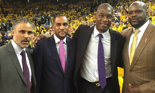 游泳都成为 游泳都成为